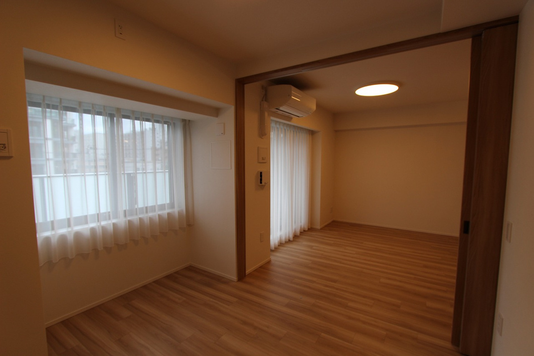 シエリア錦町一丁目【洋室】南側洋室6帖