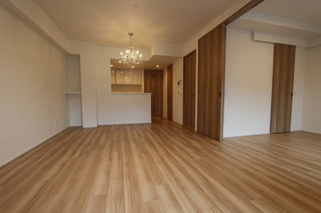 シエリア錦町一丁目【居間・リビング】