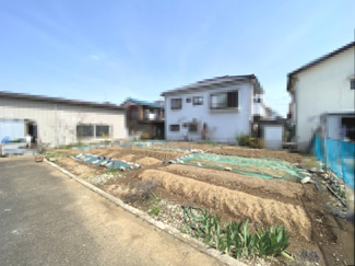 前面道路の幅員約3.9ｍ♪市街化調整区域ですので、周辺はのどかな環境です♪