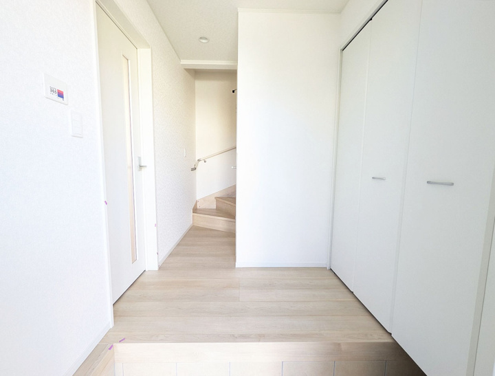 ただいまの瞬間につながる幸せ。明るくオープンな空間です