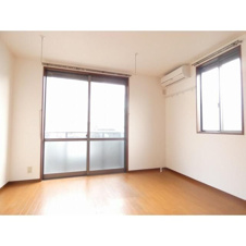 メゾンドパストラル弐番館【居間・リビング】