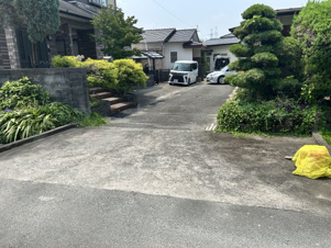 橘売家【駐車場】アスファルト舗装ありの道路です！