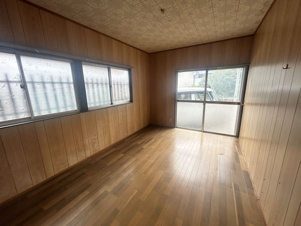 橘売家【洋室】沢山の窓がある明るい洋室です！！