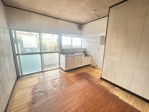 橘売家【キッチン】プライベートな空間が保たれるキッチンです！！