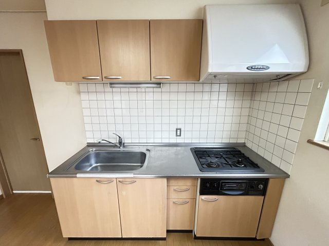 イースト５【キッチン】