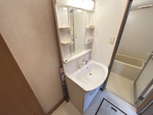 イースト５【洗面所】