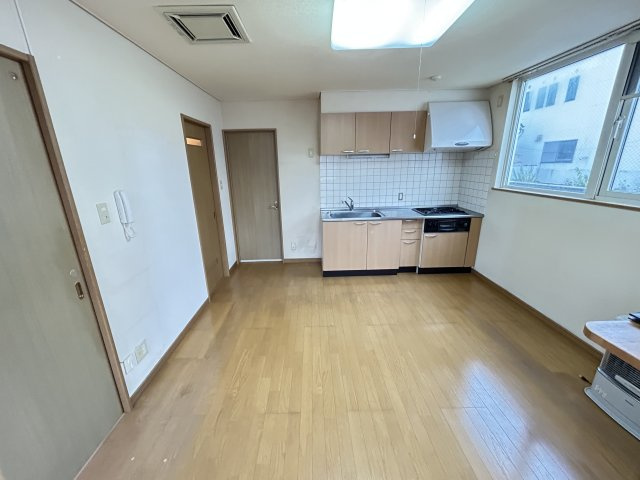 イースト５【その他】