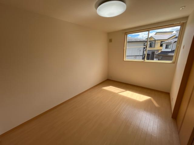 ピクシーハイツ【その他】洋室