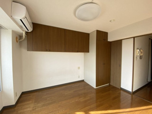 レフィーニ大宮盆栽町【洋室】