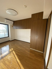 レフィーニ大宮盆栽町【洋室】