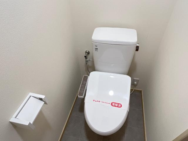 ハピネス宝【トイレ】シャワー付トイレ