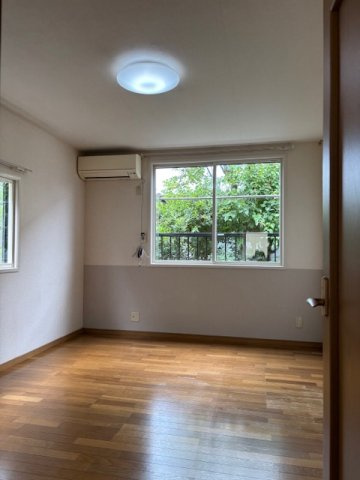 さくらハイツ【居間・リビング】