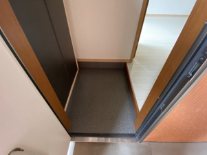 アルダ【玄関】