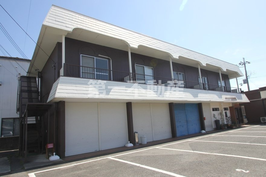 西脇市野村町の店舗一部【外観】