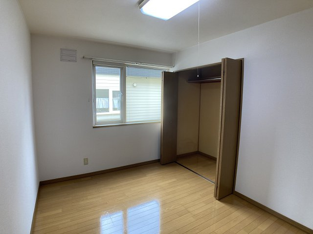 裕次郎【寝室】