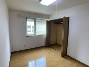 裕次郎【寝室】