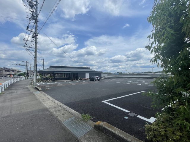 御門町1丁目店舗【駐車場】