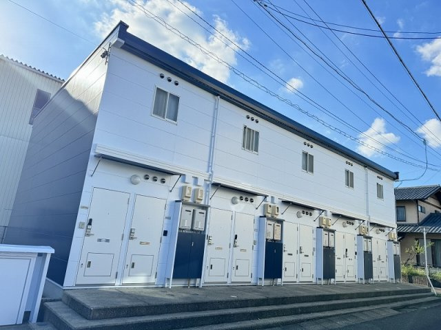 レオパレスやまと【外観】