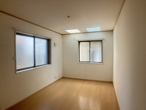 横浜市保土ケ谷区新桜ケ丘１丁目の中古一戸建【洋室】