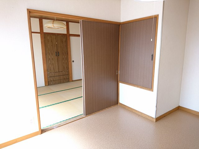 川原井貸家【寝室】