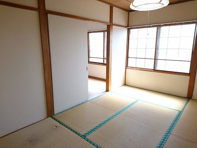 川原井貸家【寝室】