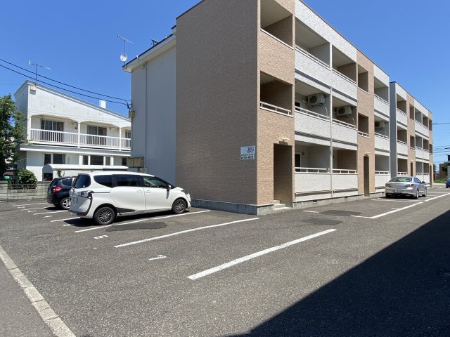 ＥｓｔａｎｃｉａⅠ【駐車場】