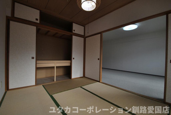 ◎収益物件◎エステート南大通【和室】一面収納で収納力抜群★