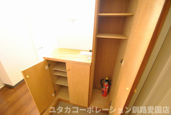 ◎収益物件◎エステート南大通【玄関】