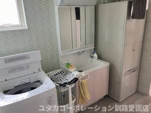 文苑3丁目16-5売家【独立洗面台】独立洗髪洗面化粧台を完備★ゆったりと使いやすいスペースで、毎朝の身支度がスムーズに行えます♪
