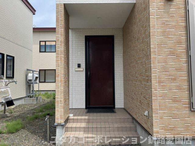 文苑3丁目16-5売家【玄関】