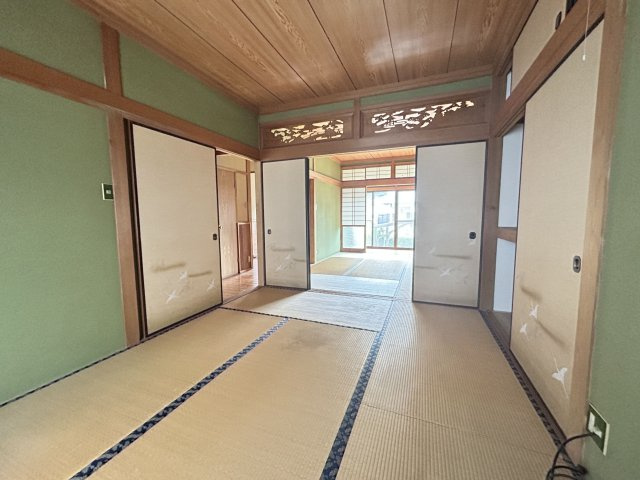 勝立売家【和室】使い勝手の良い続き間の床の間付の和室です！！