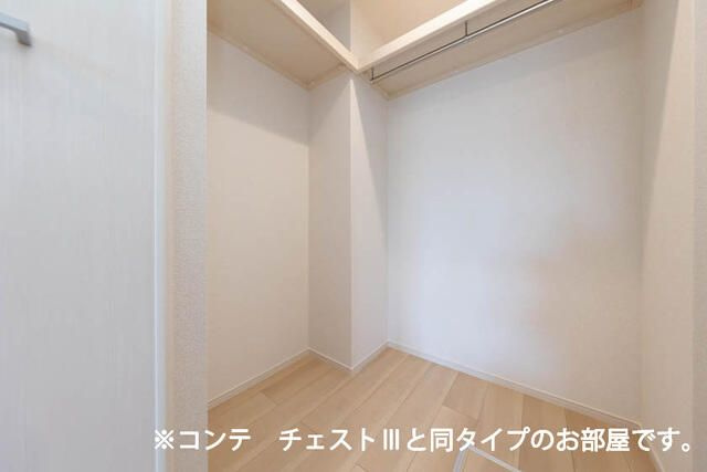 メゾン・シュシュⅡ【収納】