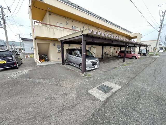 光陽ハイツ【駐車場】