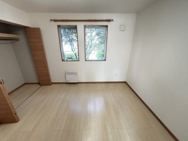 ＫＲＥＬＬ【寝室】