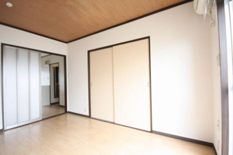 メゾンしろばらＢ【洋室】