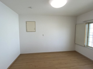 西１５条南２丁目リースハウス【寝室】