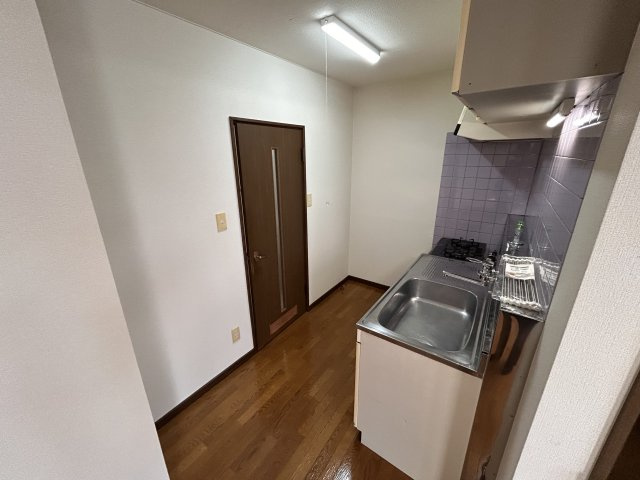 イーストハウス【キッチン】