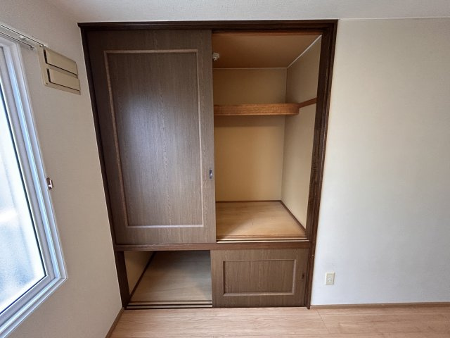 イーストハウス【収納】