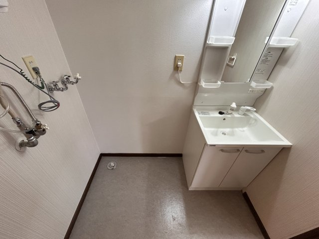 イーストハウス【洗面所】