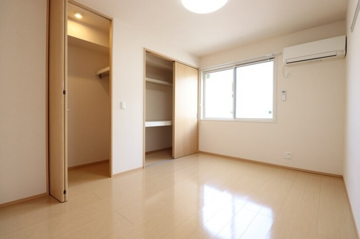 ウィット 水戸【寝室】洋室