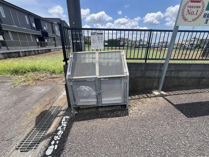 敷地内ゴミ集積場