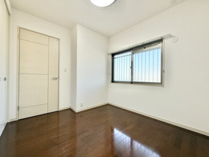 サーパス朝日通り【洋室】