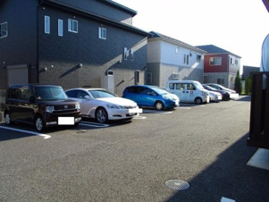 グランビスタ【駐車場】