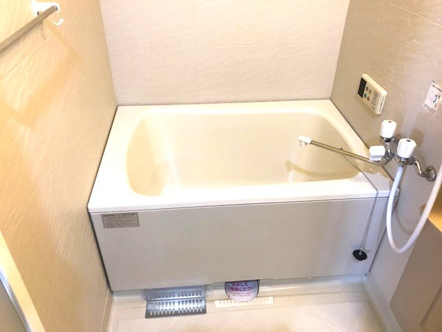 バス