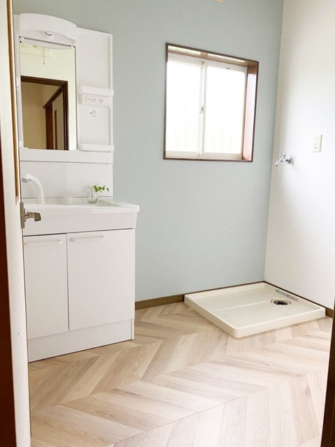 御嵩町南山台貸家【独立洗面台】