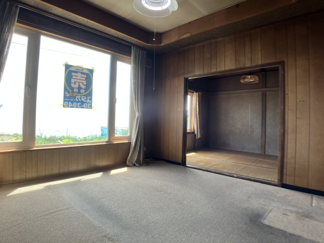 米町4丁目6-10，14，16売家【居間・リビング】