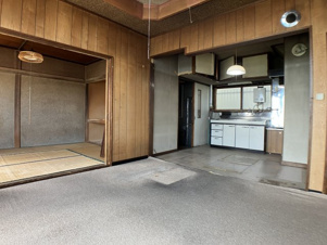 米町4丁目6-10，14，16売家【居間・リビング】