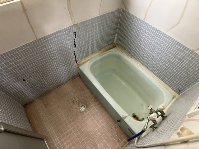 米町4丁目6-10，14，16売家【浴室】