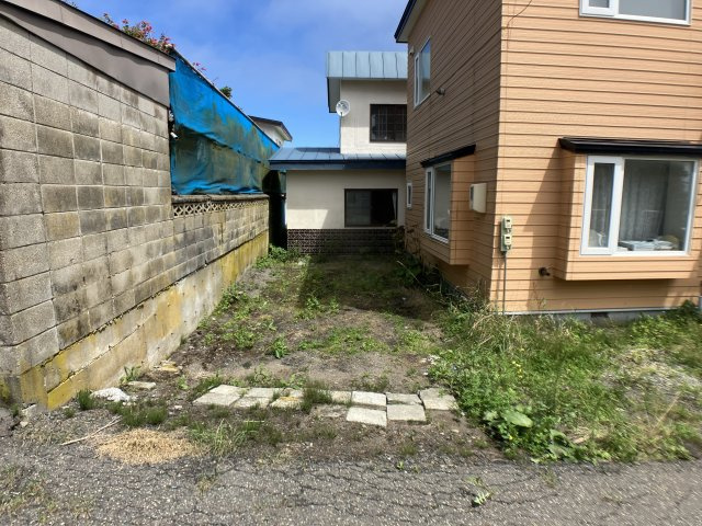 米町4丁目6-10，14，16売家【駐車場】