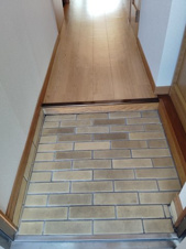 サンプレイス【玄関】